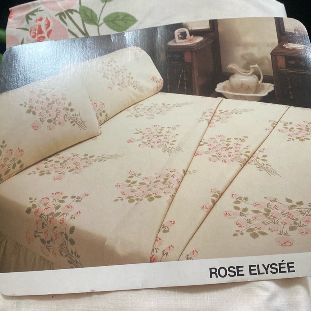 Heritage rose Elysee sheet set polyester and cotton